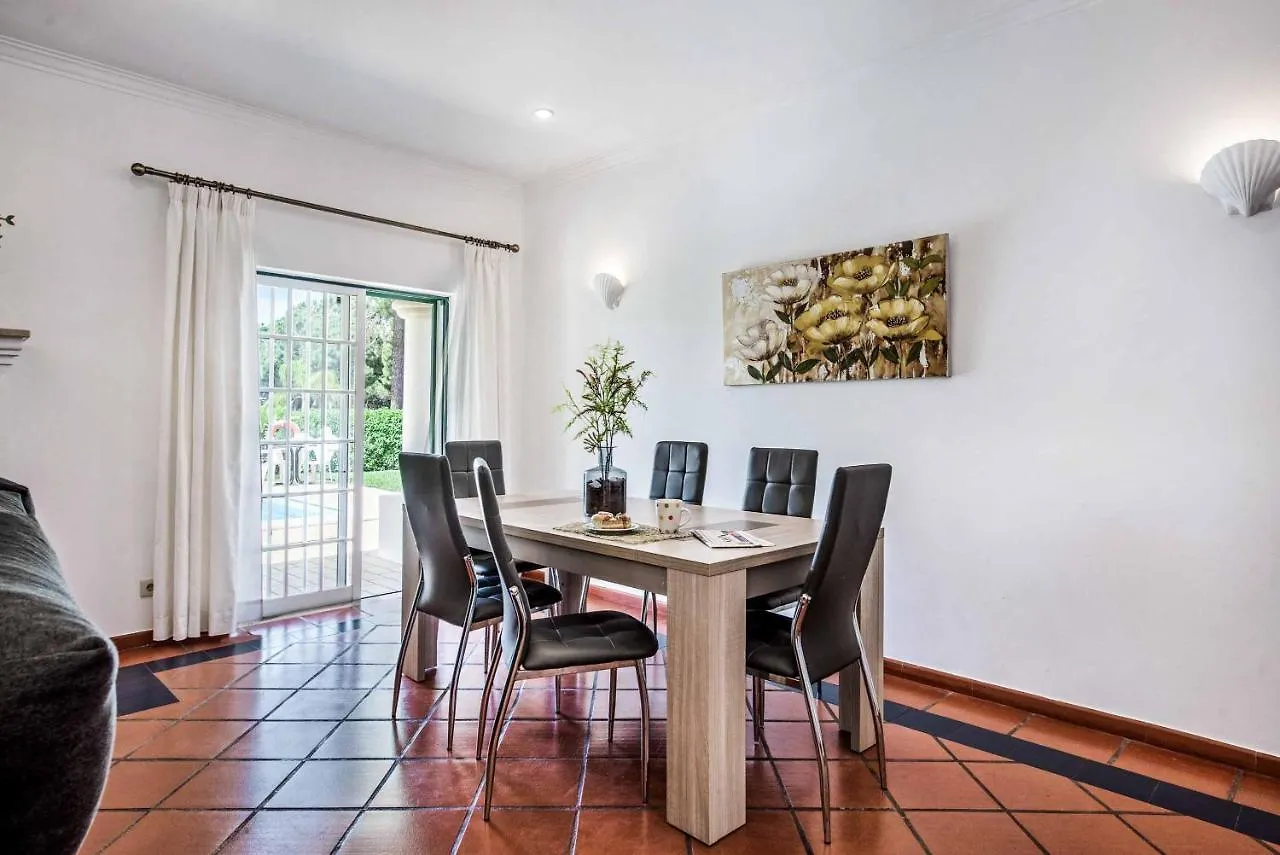 Villa Vargues Quarteira 0*,